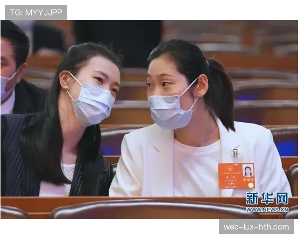 朱婷训练完啃鸡腿那一下，真·自律到骨子里了